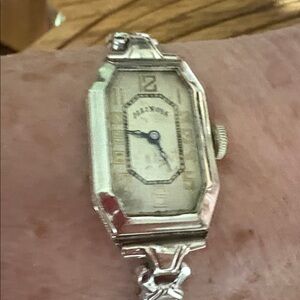 Vintage silver Illinois watch